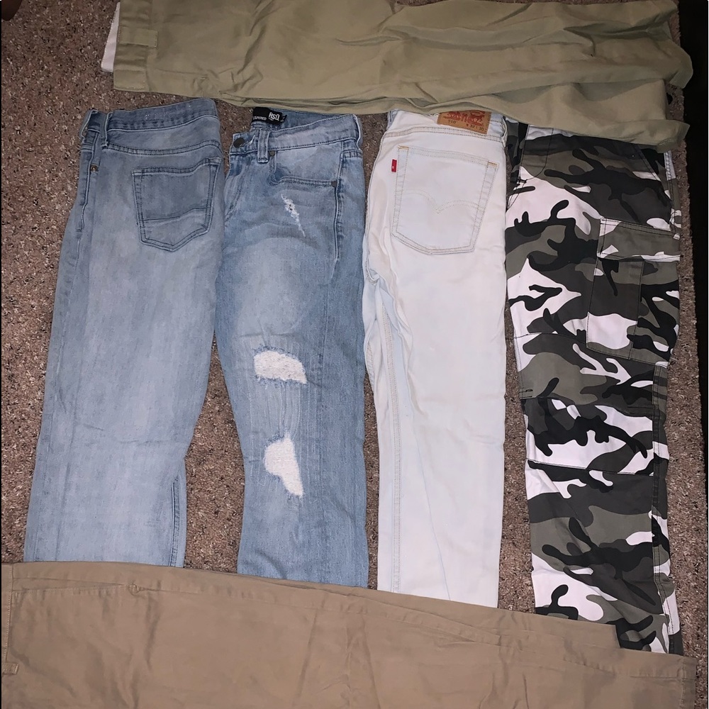 Jeans - Picture 2 of 3